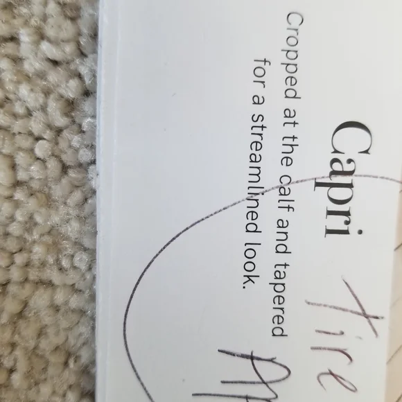 VENUS Capri Jeans (2) - Picture 4 of 4